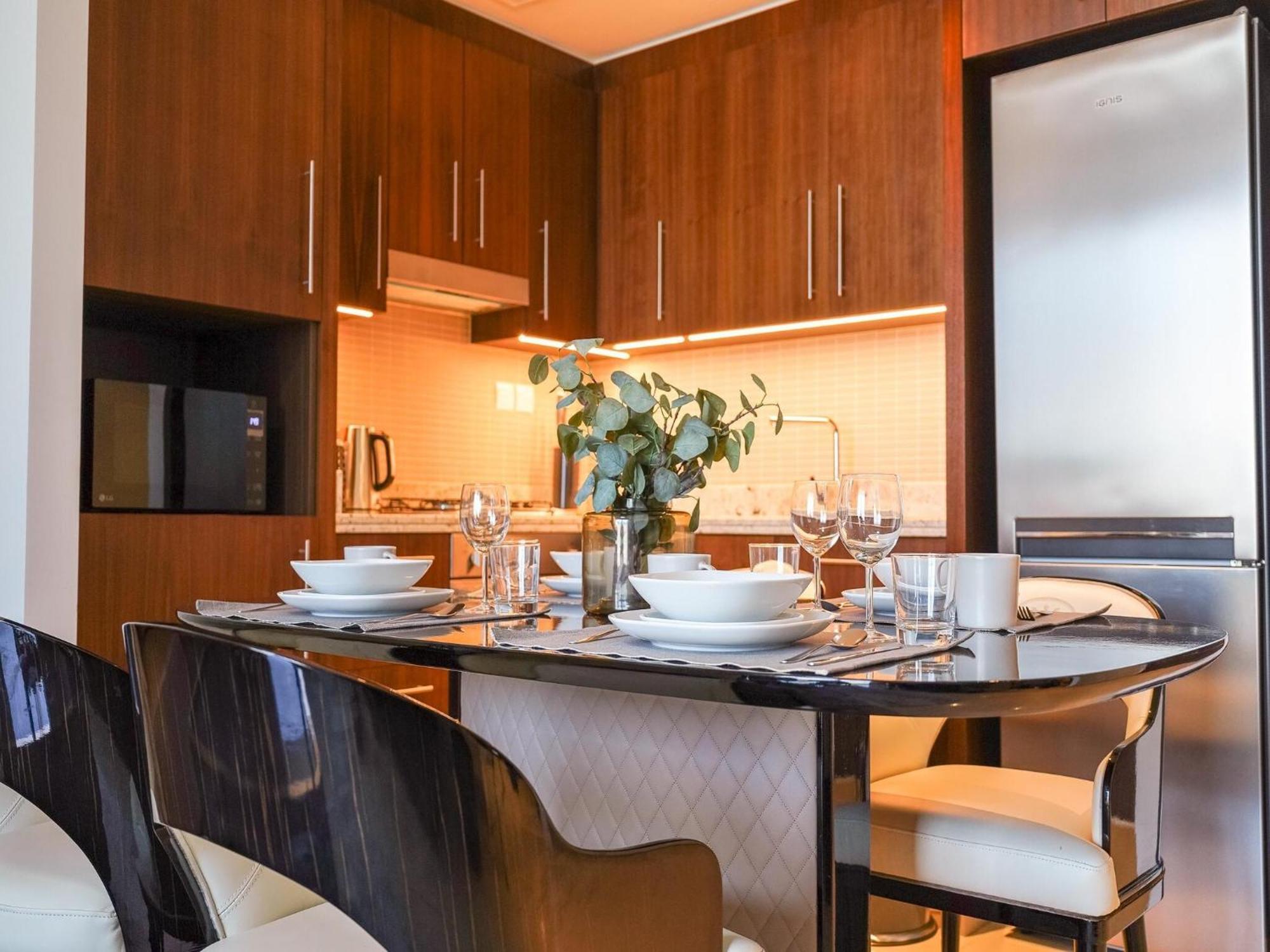 Luxurious Stylish Apartments Across Dubai Mall Burj Khalifa City Views Eksteriør billede